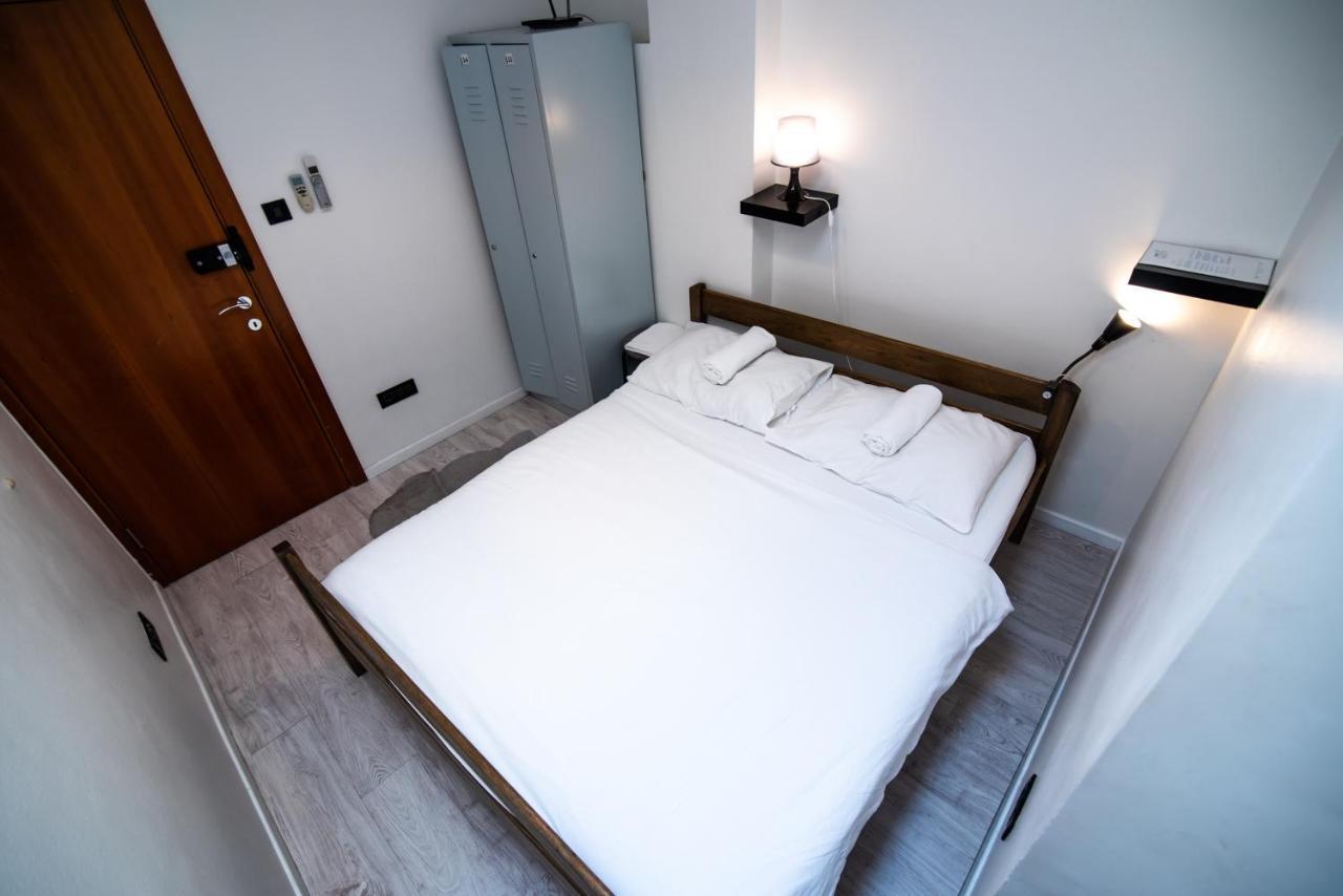 Boutique Hostel Shappy Zagreb Exterior foto